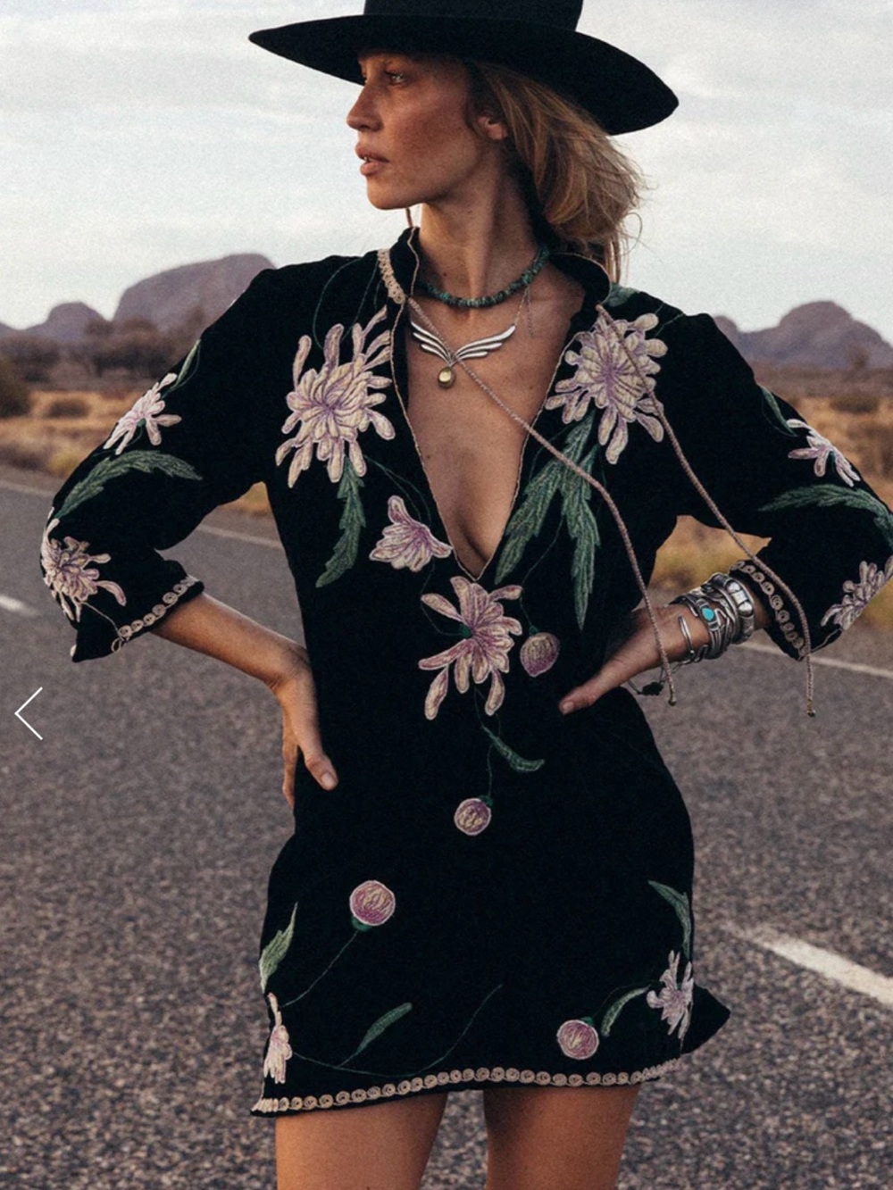 🌼CU Purple Haze embroidered Velvet Tunic L - Picture 4 of 12